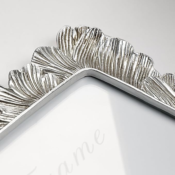 4x6 Silver Picture Frame, Vintage Silver Palm Leaves Textured Hand-Crafted Resin Frames with Glass Front, Elegant Retro Rustic Design Photo Frame for Wall and Tabletop Display Home Decor