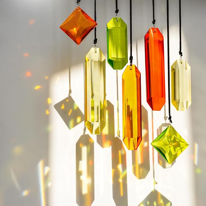 HDCRYSTALGIFTS 7PCS Crystal Prisms Suncatcher for Window Hanging, Rainbow Hanging Crystal Sun Catchers Indoor Window, Home Garden Christmas Decorations (Season Design)