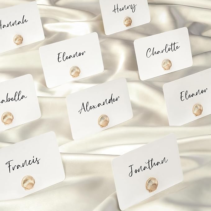 UNIQOOO 24Pcs Decorative Gold Shell Place Card Holders Bulk, Scallop Name Card Stands Set, for Beach Wedding Decor Coastal Favors, Table Setting, Business Card, Name Tag, Party Food Labels