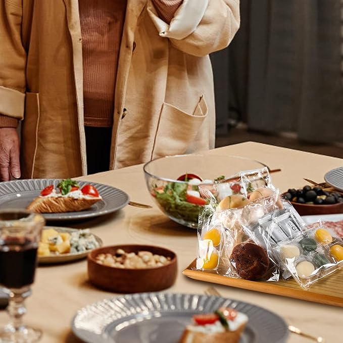 MoloTAR || 200 Pcs 5''x 7'' Clear Resealable Cello/Cellophane Good for Bakery,Adhesive Treat, Candle, Soap, Cookie Poly Bags