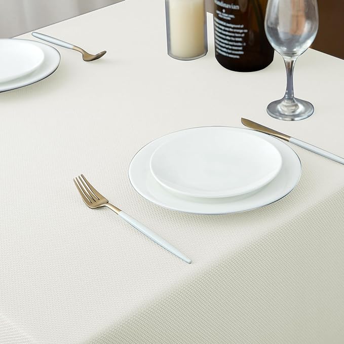 Biscaynebay Textured Fabric Tablecloths 52x70 Inches Rectangular, Ivory Water Resistant Tablecloths for Dining, Kitchen, Wedding, Parties etc. Machine Washable