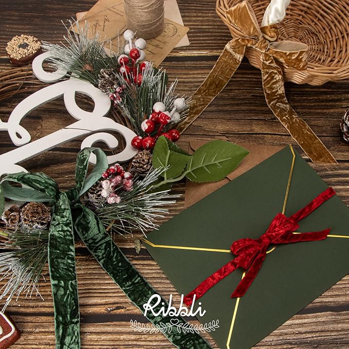 Ribbli Forest Green Velvet Ribbon 1 Inches Luxury Crinkled Green Christmas Ribbon for Gift Wrapping Crafts Home Decor-Continuous 10 Yard