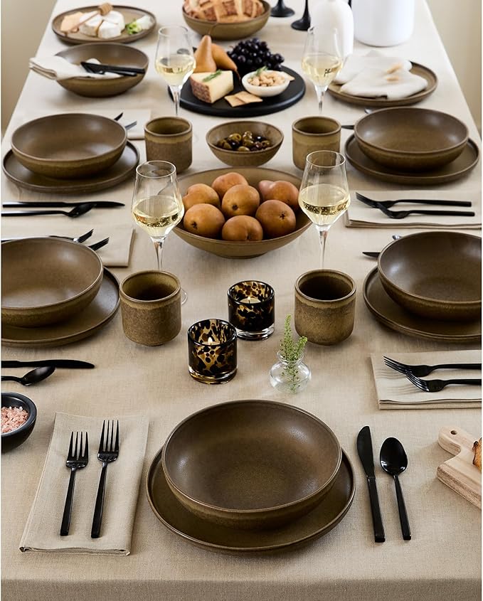 Solino Home Natural Linen Tablecloth 60 x 84 Inch - 100% Pure Linen Table Cloth for Rectangle Tables - Fete, Machine Washable Tablecloth for Fall, Autumn, Thanksgiving, Christmas, Holiday