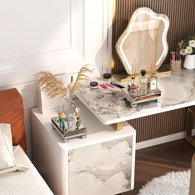 Set of 2 Mirrored Risers for Display, Mirrored Display Stand, Glass Perfume Tray for Vanity, Bathroom Counter Decor Organizer, Footed Tray, Square Mirrors for Centerpieces